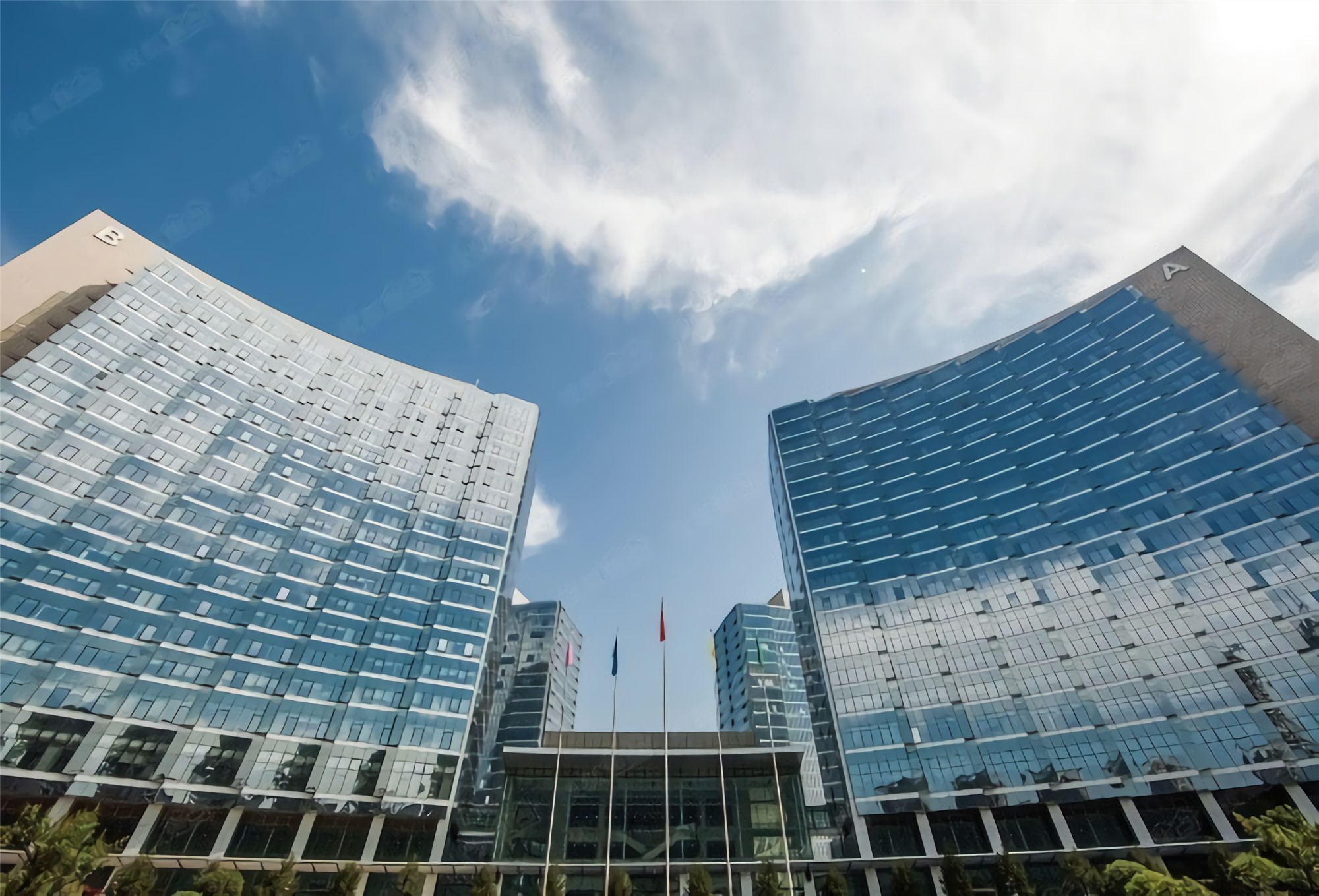 西安市高新區都市之門B座辦稅大廳裝修及信息化工程施工